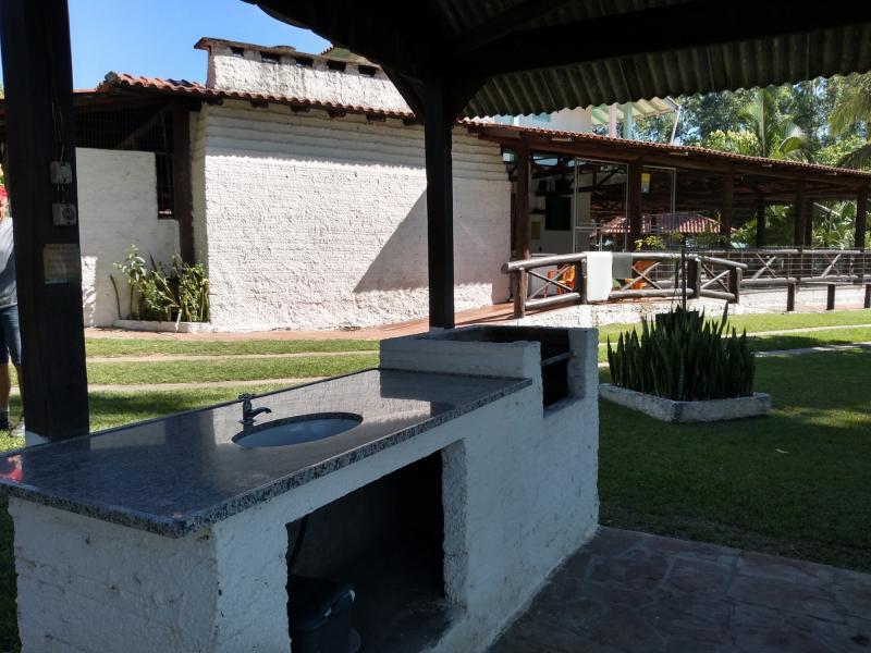 Quiosques Sítio de Lazer 4 Estações