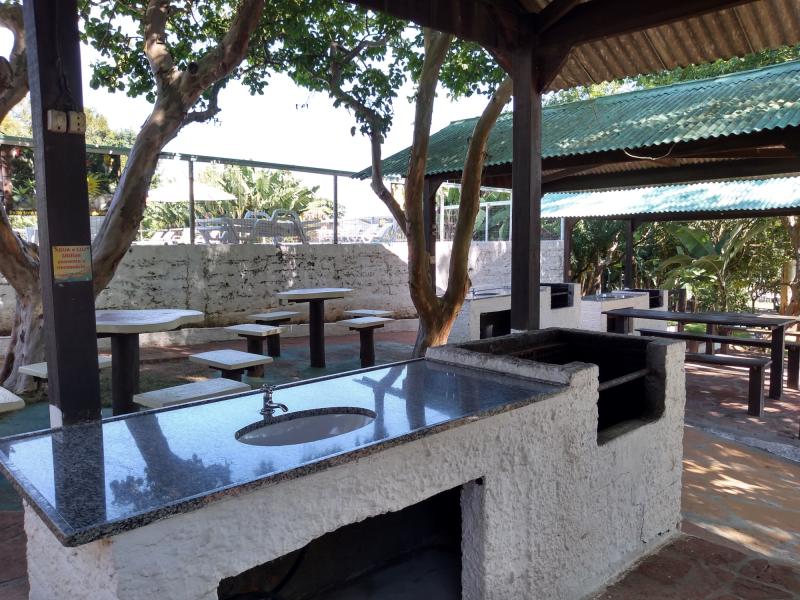 Quiosques Sítio de Lazer 4 Estações