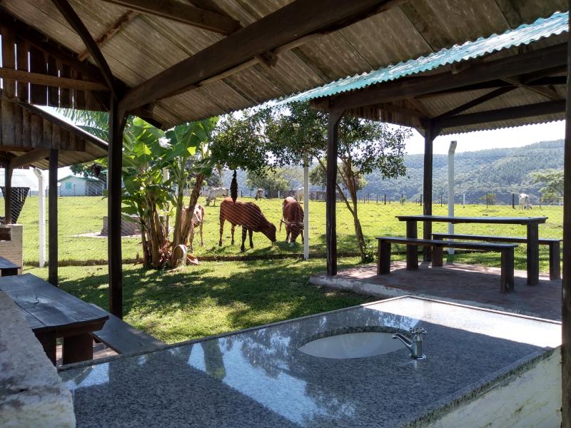 Quiosques Sítio de Lazer 4 Estações